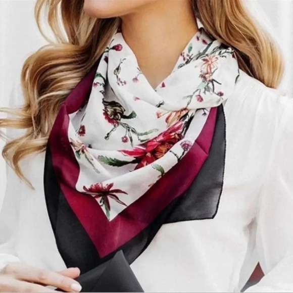 Chan Luu 100% Silk Burgundy Black Border Floral Print 40" Scarf - Picture 1 of 5